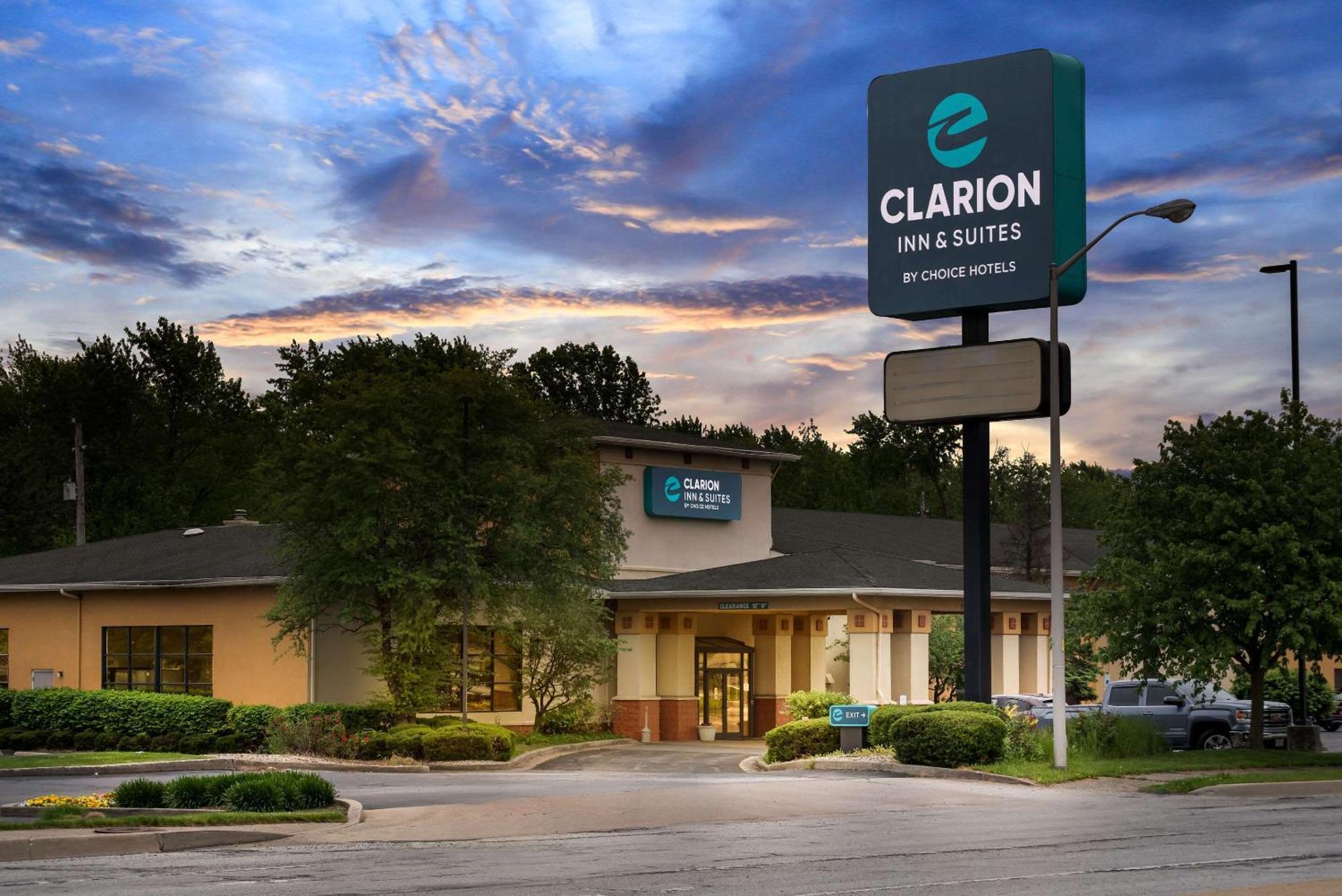 Clarion Inn & Suites Northwest Indianapolis Exteriér fotografie