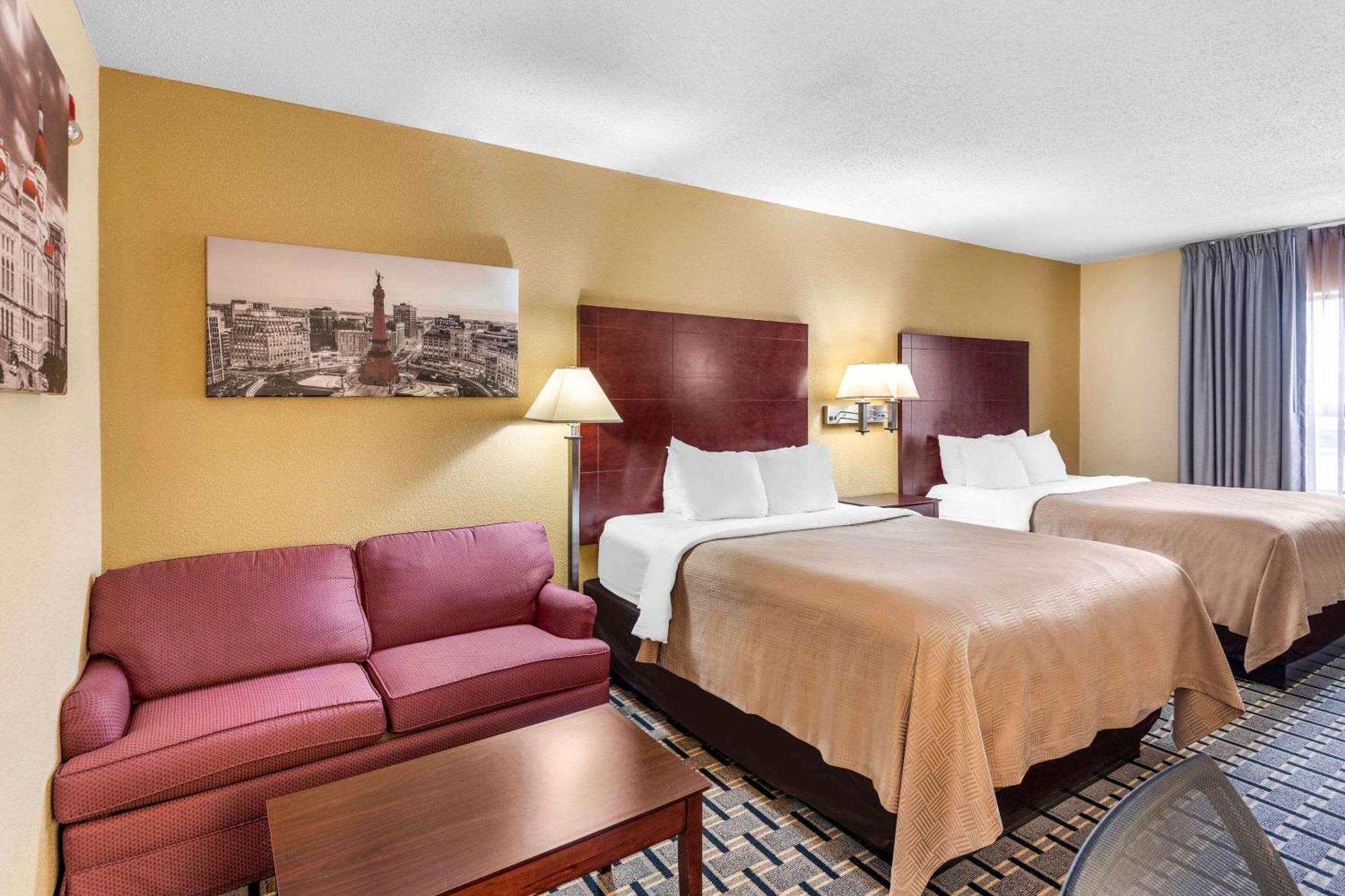 Clarion Inn & Suites Northwest Indianapolis Exteriér fotografie