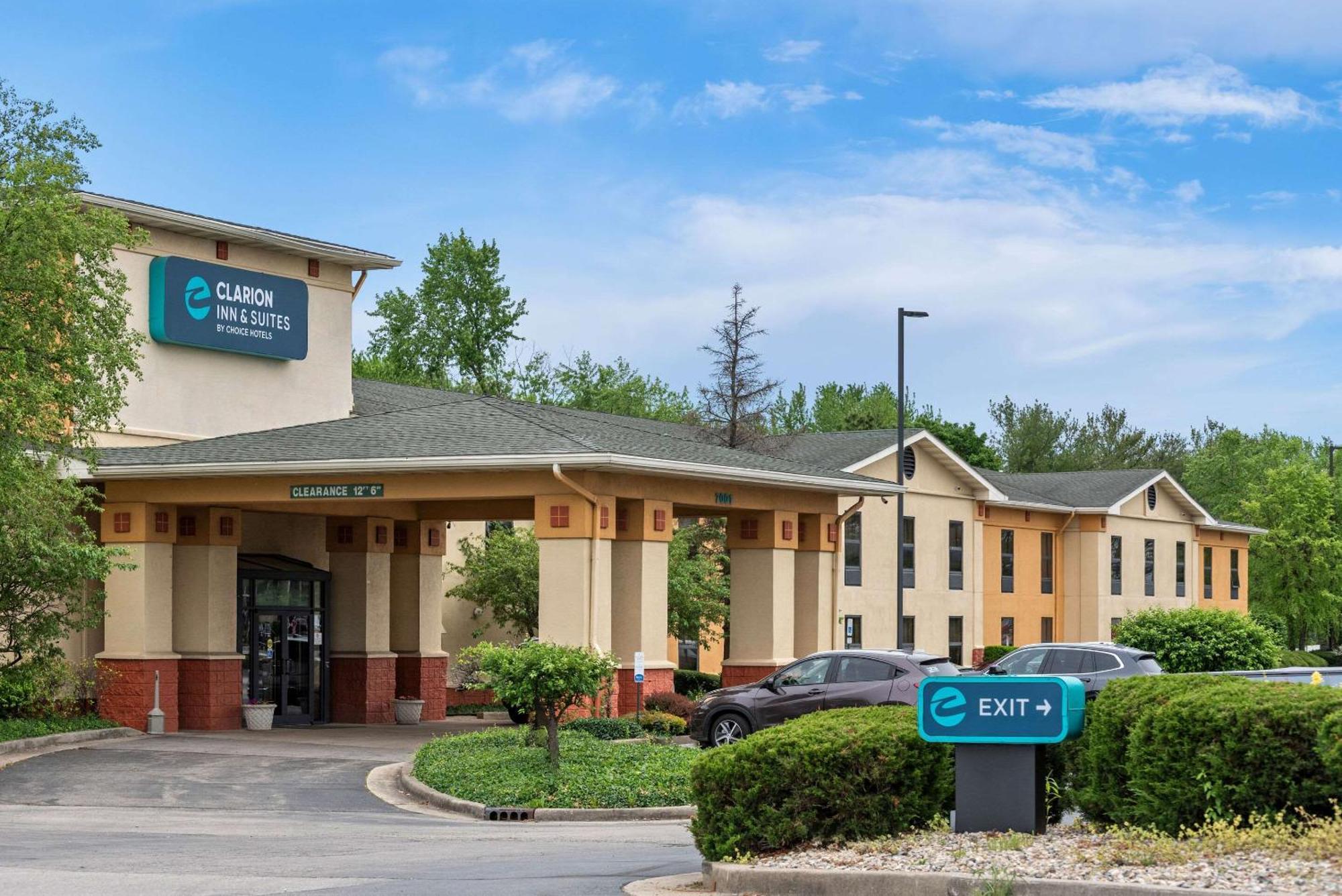 Clarion Inn & Suites Northwest Indianapolis Exteriér fotografie